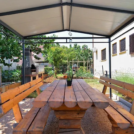 Fuer 4 Personen Ca 60 Qm In Fazana, Istrien Istrische Riviera 公寓 法扎纳